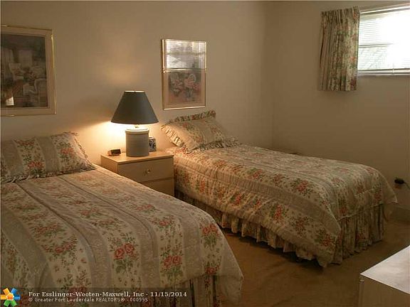 5th image of 6211 SW 37th St APT 206