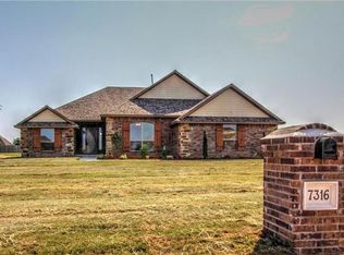 7316 SW 103rd St, Oklahoma City, OK 73169
