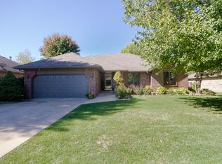 3715 S Western Ave, Springfield, MO 65807