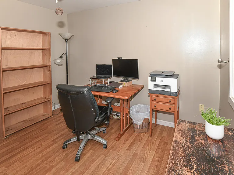 19 Baker Cir — Photo 6