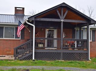 698 Flat Swamp Rd, Denton, NC 27239