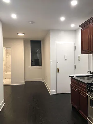 Rented by Sassouni Management | media 19