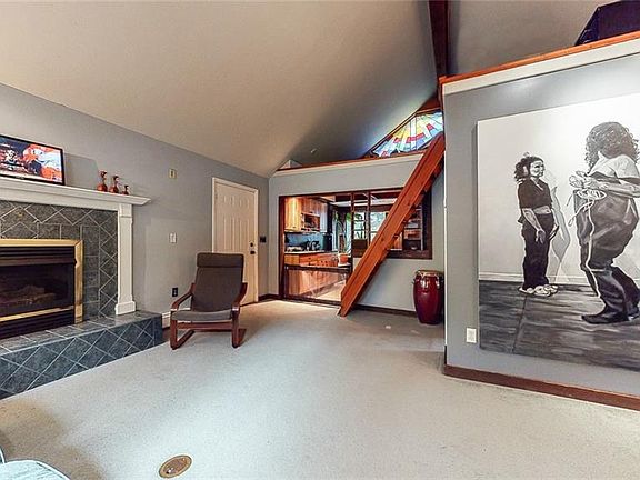 3rd image of 1506 South Blvd