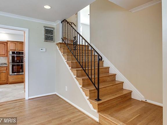 5th image of 12901 Larkin Pl