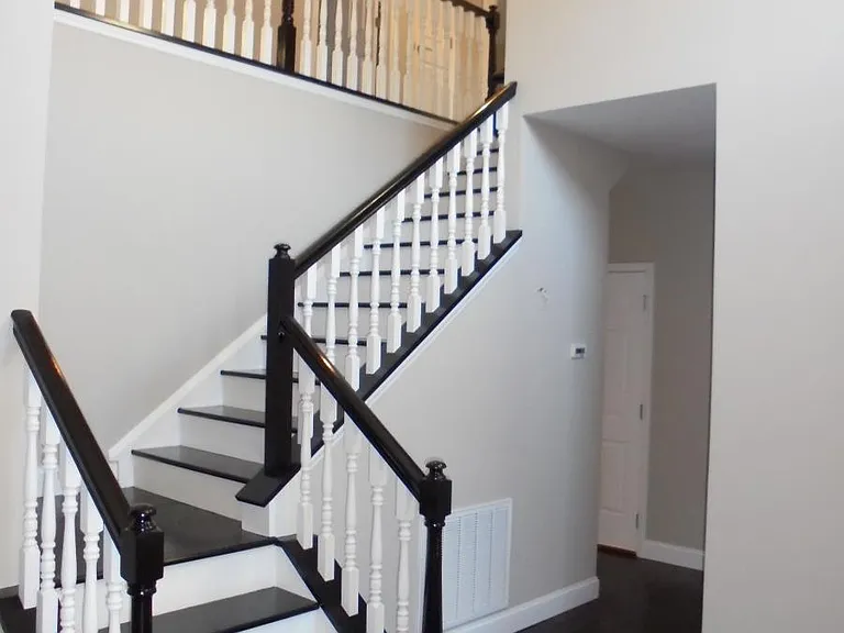 425 New Parkside Dr — Photo 8