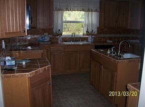 4th image of 21 NE 48th Ave