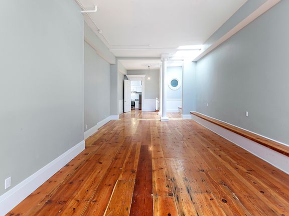 3rd image of 2886 16th St #2886B