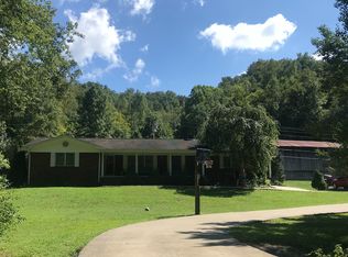 1451 Roots Branch Rd, Manchester, KY 40962