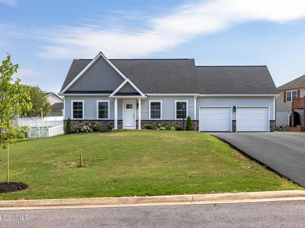 9 Rolling Ridge Dr, Milton, PA 17847
