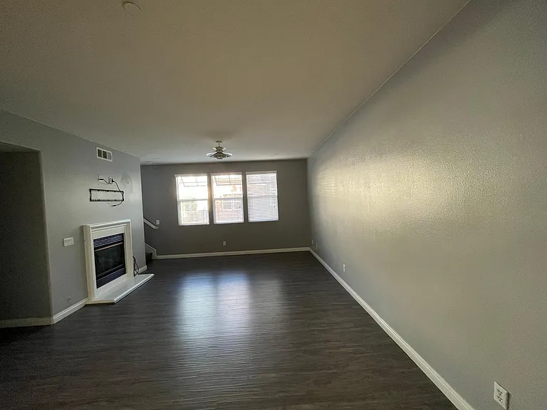 536 N Chardonnay Dr — Photo 10