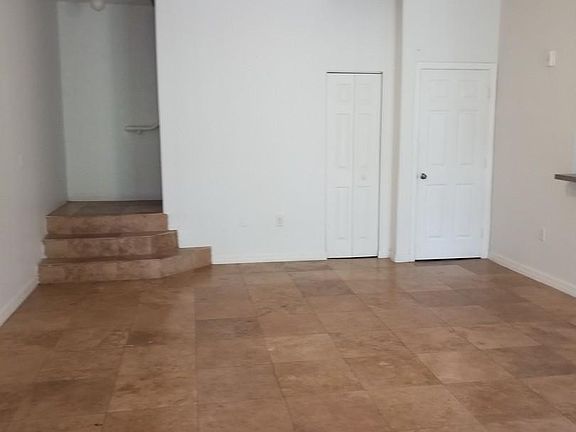 3rd image of 5033 Sunridge Palms Dr
