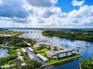 200 Greytwig Rd APT 112, Vero Beach, FL 32963