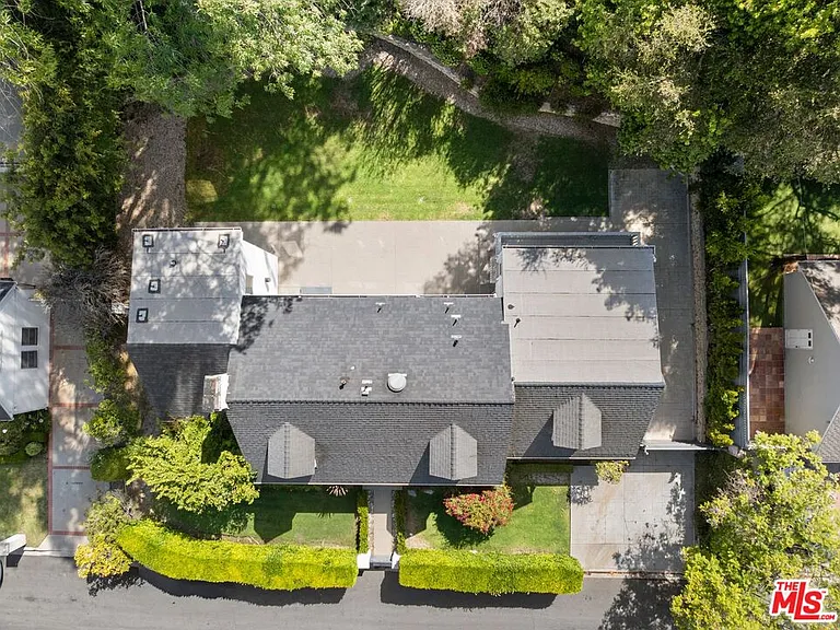 501 Cascada Way — Photo 17