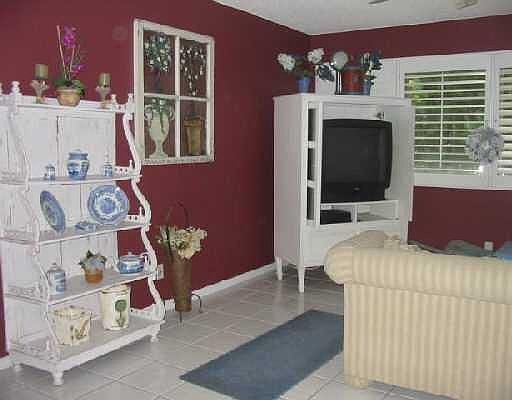 Beautiful 2bed/2bath Townhome