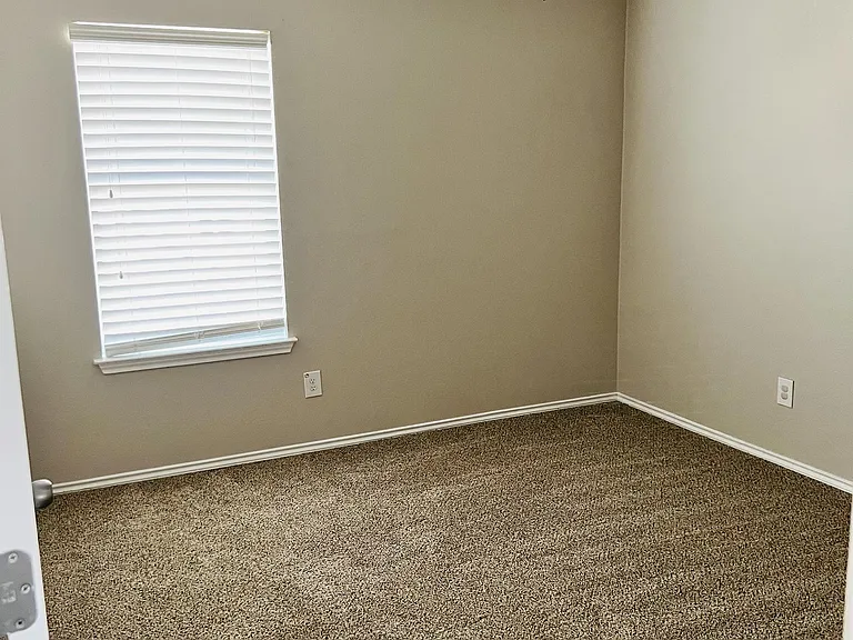 1542 Haynie Bnd — Photo 26
