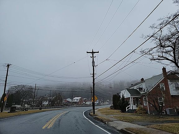 4th image of 1506 Friedensburg Rd