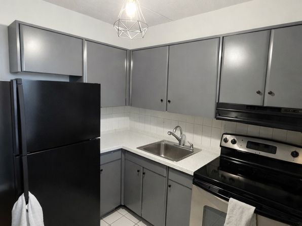 200 Swanton St APT 704