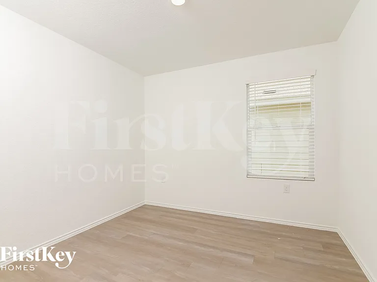 4530 Emma Way — Photo 13
