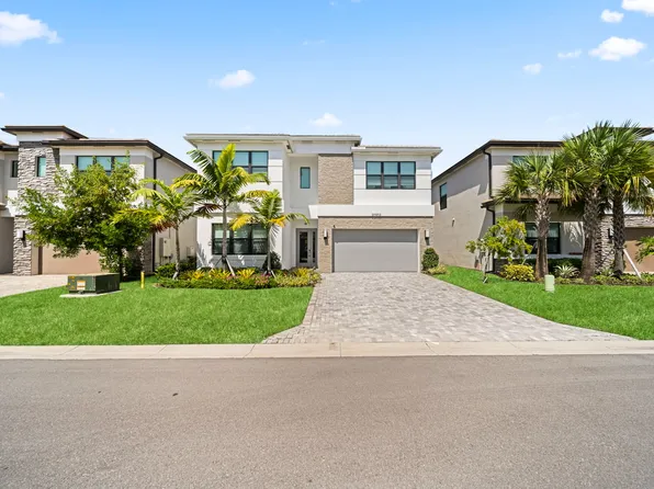 20902 Thistle Leaf Ln, Estero, FL 33928