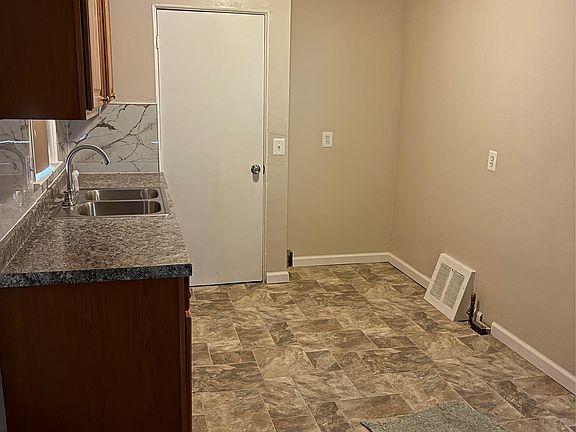 2nd image of 16107 Manning St