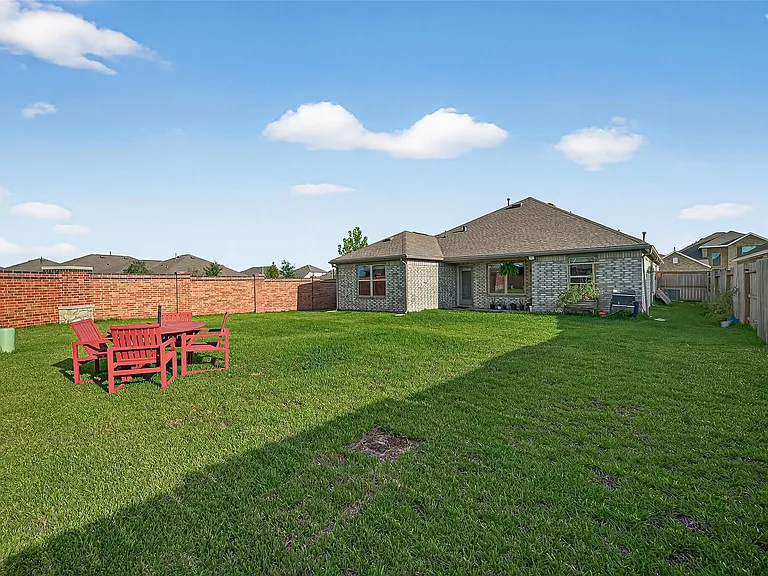27222 Woodridge Glen Dr — Photo 38