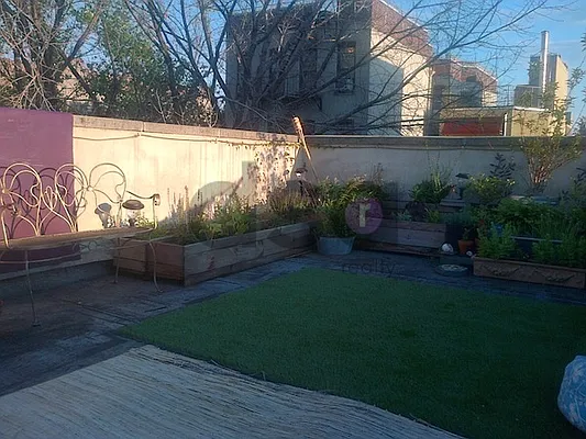 Rented by DSA Realty | media 16