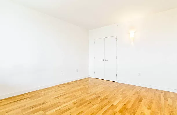 Rented by Astoria Realty | media 5