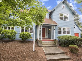 2426 SE Market St, Portland, OR 97214