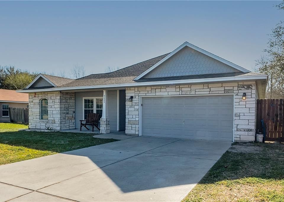 1st image of 2632 Poinsettia Pl