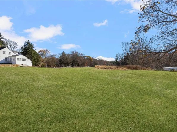 2400 Division Rd, East Greenwich, RI 02818