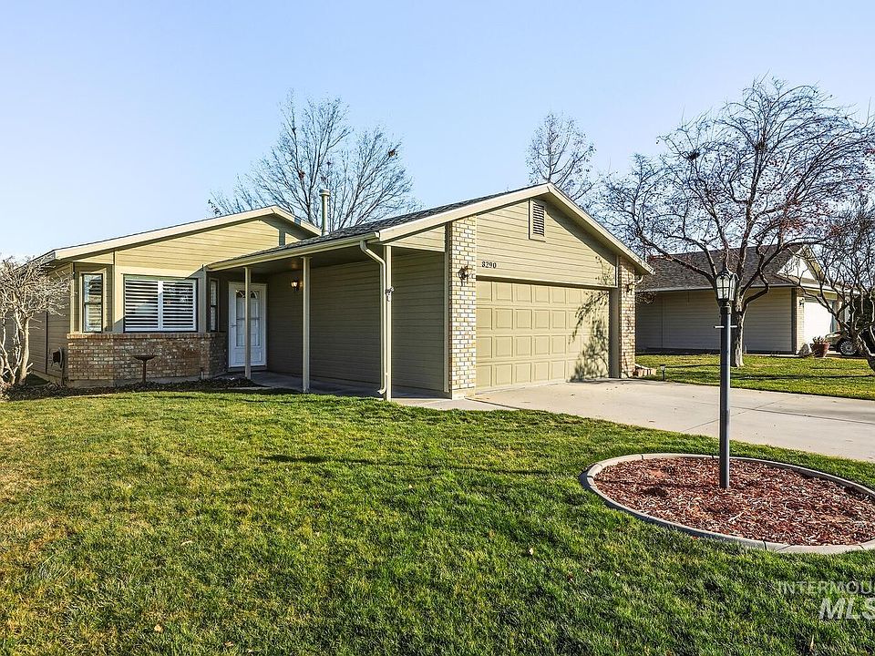 1st image of 8290 W Clubhouse Ln