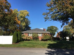 75 Friendly Rd, East Greenwich, RI 02818