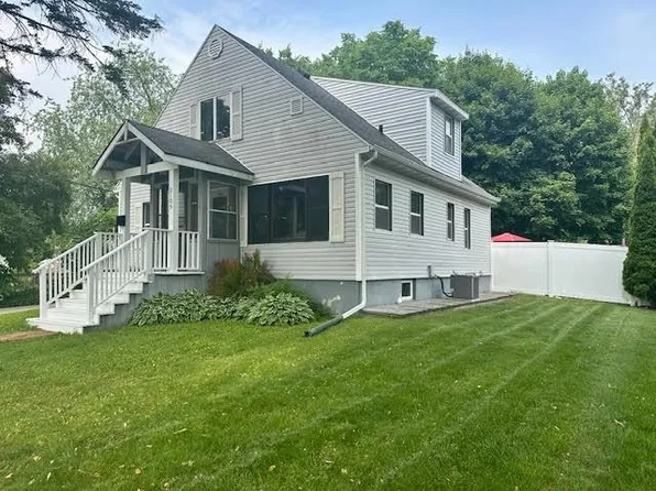 2105 Huxley St, Madison, WI 53704