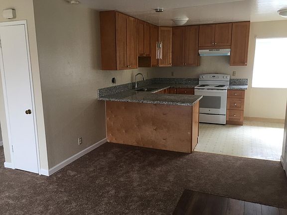 5th image of 762 Concord Ave #4