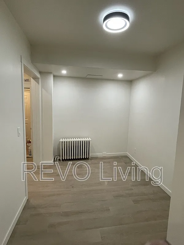Building Photo - 151 Colborne St #165B