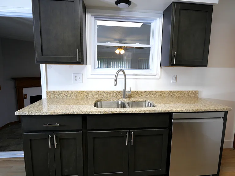 2908 Robert Pkwy — Photo 13