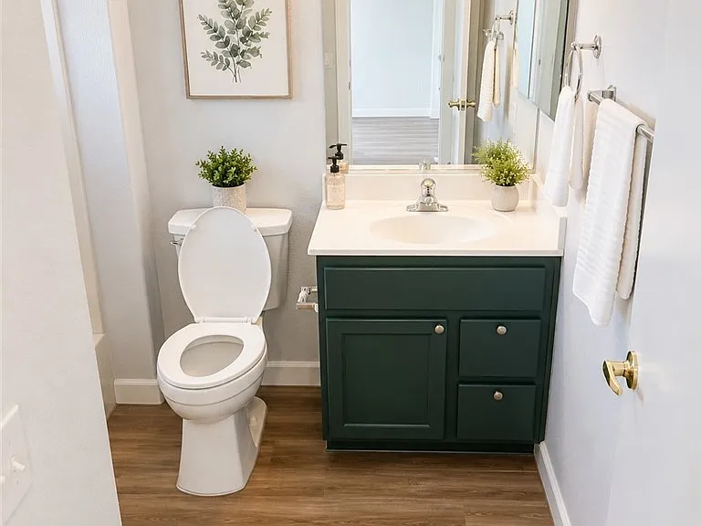 10332 Linfield Pl — Photo 4