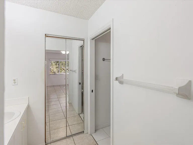 10129 W Atlantic Blvd #E3 — Photo 13