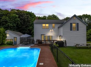 7 Nye Rd, Hallowell, ME 04347