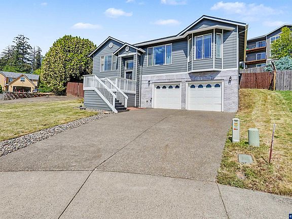 2nd image of 1167 Horizon Ridge Ct NE