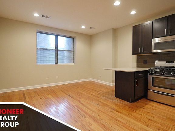 5th image of 4759 N Maplewood Ave #4759105