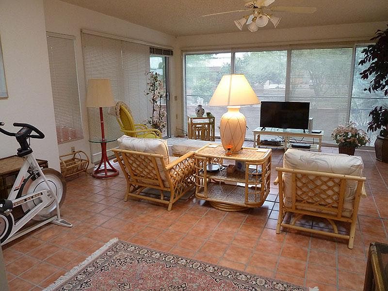 1st image of 271 N Calle Del Lago