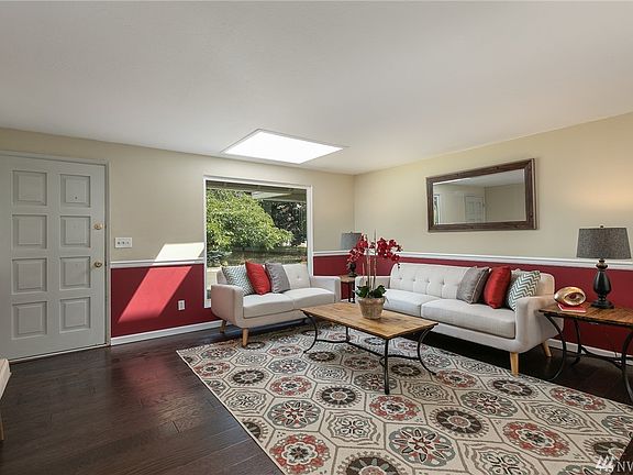 2nd image of 14261 120th Pl NE