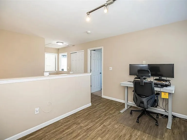 1304 Mason Grove Dr — Photo 23