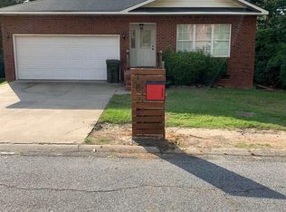 1878 Crestview Dr, Macon, GA