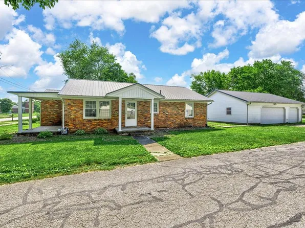 690 Pell St, Lewisport, KY 42351