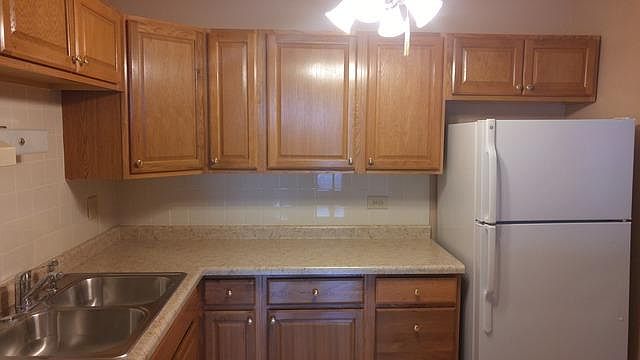 2nd image of 9098 Terrace Dr #2L