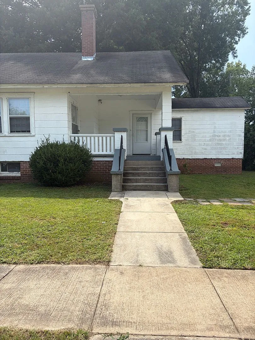 Bemis Welcomes You! Section 8 Approved — Photo 1