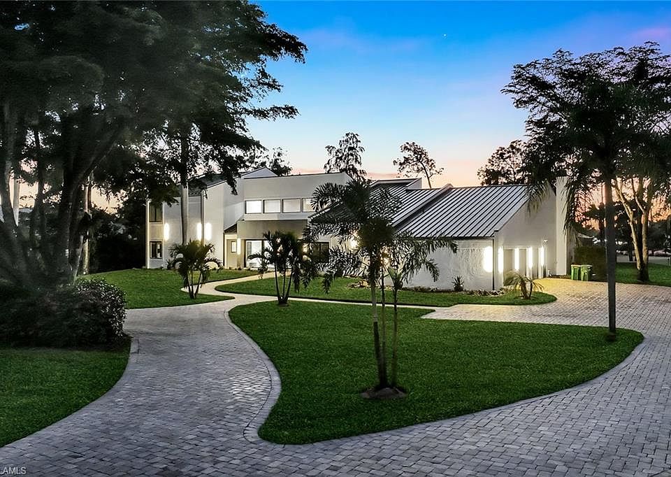 1st image of 13087 Pond Apple DR E
