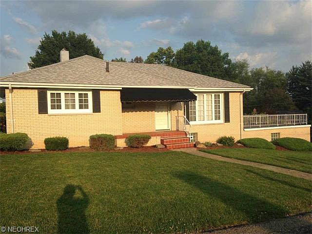 1st image of 65371 Three Hills Dr